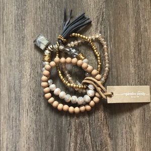 Garden party bracelet set